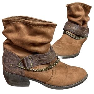 BONGO Tan and Brown Ankle Boots with Chain Accent